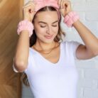 EFFORTLESSDAYSSTRETCHYHEADBAND_WRISTBANDSETINMAUVE1_e13a39c9-5c8b-463b-899f-478263eb248d