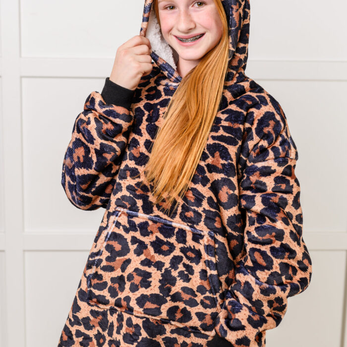 KidsOversizedHoodieBlanketinLeopard5
