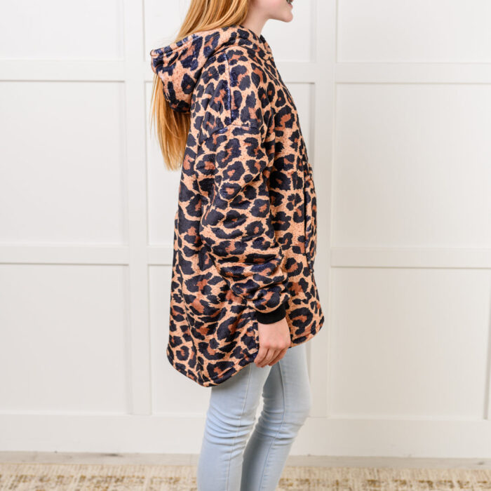 KidsOversizedHoodieBlanketinLeopard7
