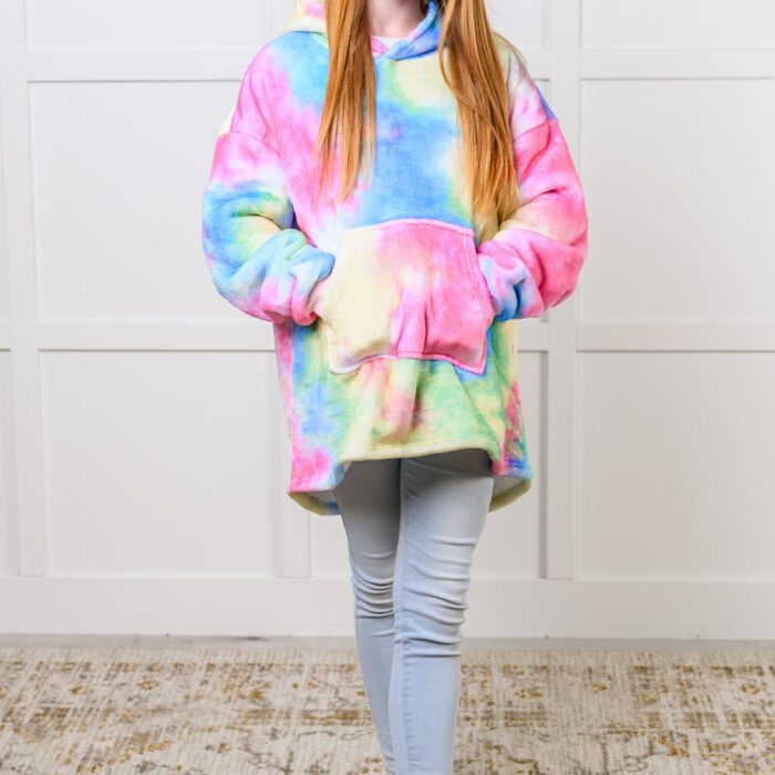 KidsOversizedHoodieBlanketinRainbow2