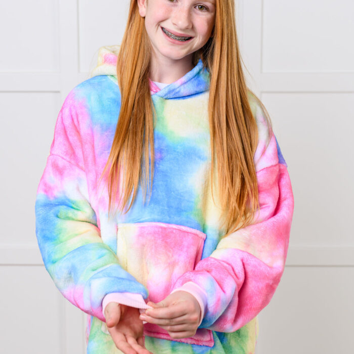 KidsOversizedHoodieBlanketinRainbow4