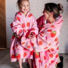 Kids_AdultOversizedHoodieBlanketinStrawberry12