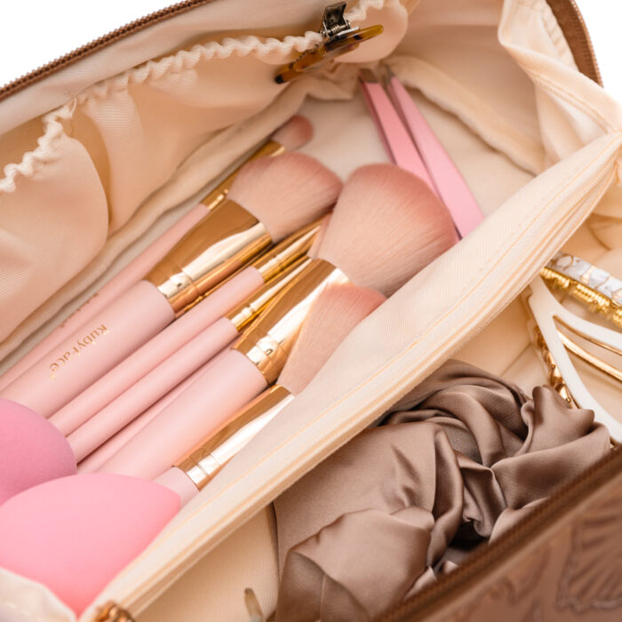 LifeInLuxuryLargeCapacityCosmeticBaginTan6